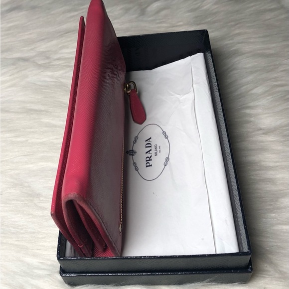 Prada Pink Peonia Textured Saffiano Triang Leather Wallet - Picture 14 of 17